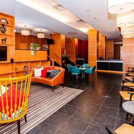 Metro Points Hotel Washington North Нью-Карролтон Экстерьер фото