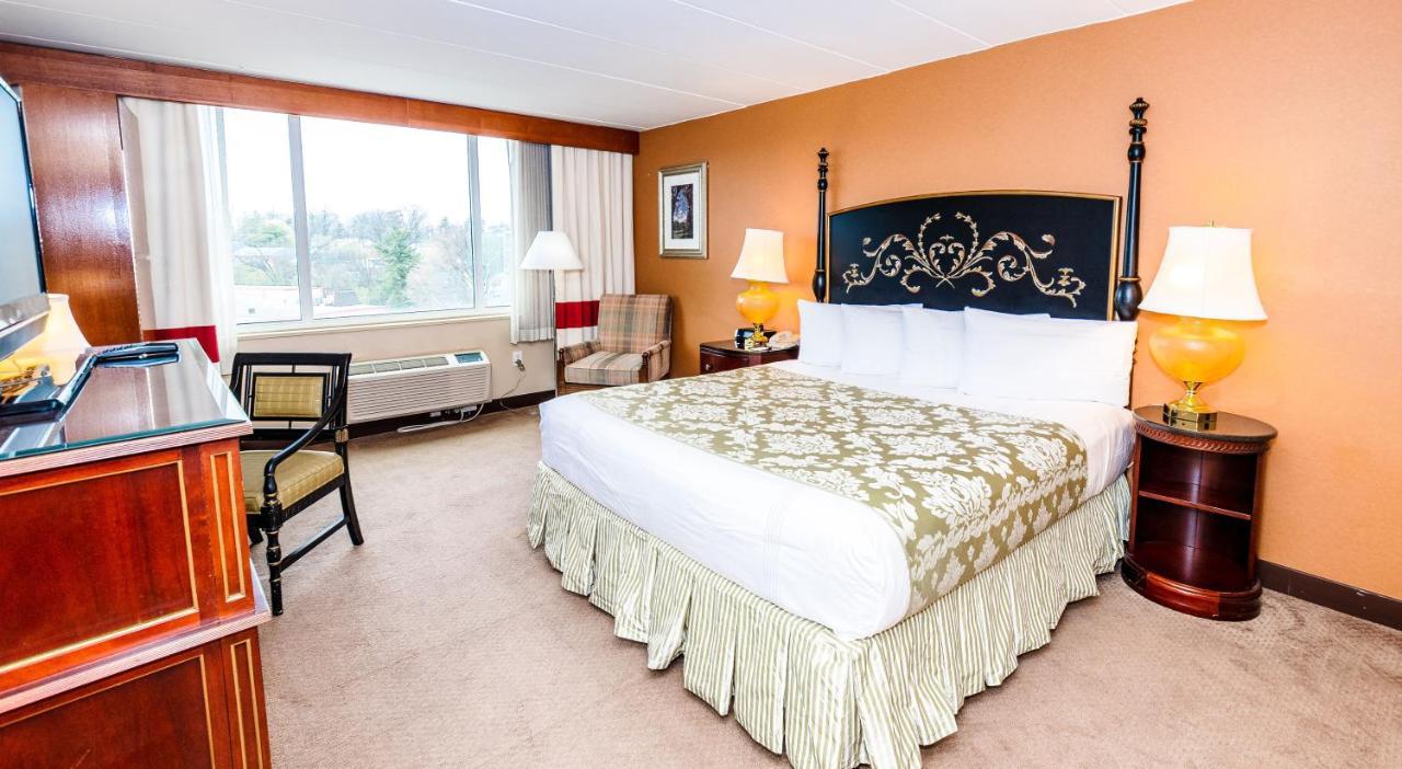 Metro Points Hotel Washington North Нью-Карролтон Экстерьер фото